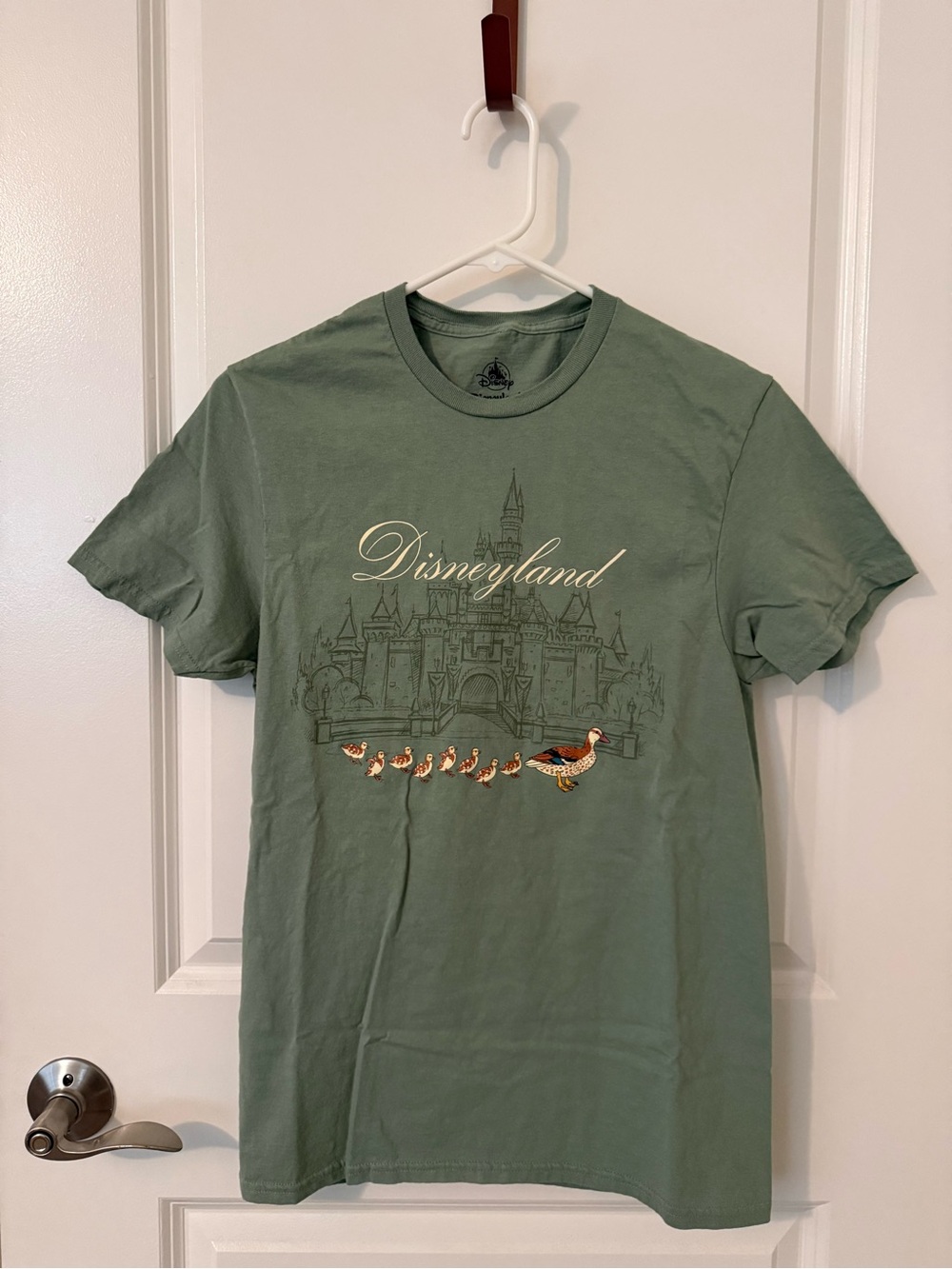 NWT - Disneyland Ducks Unisex Short Sleeve Tee Shirt